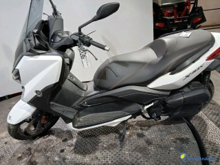 YAMAHA X MAX 125 - ESSENCE