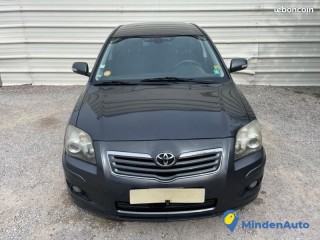 Toyota Avensis 126 D-4D Techno 5p