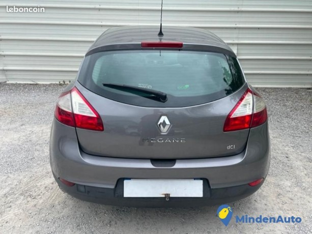 renault-megane-15-dci-105ch-dynamique-eco2-1er-main-big-1