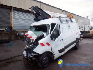 Renault Master 2.3 DCI 130 CH L2H1 Lifting Platform