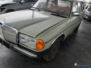 MERCEDES (W123) 200 Réf : 317909