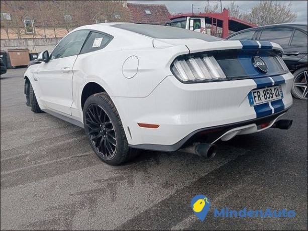 ford-mustang-gt-big-0