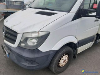 MERCEDES SPRINTER 513 CDI CAISSE + HAYON Réf : 323556