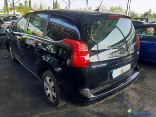 PEUGEOT 5008 2.0 HDI 150 CH - PRENIUM Réf : 323295