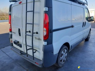 RENAULT TRAFIC II 2.0 DCI 115 L1H1 Réf : 315405