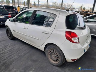 RENAULT CLIO III 1.5 DCI 90 NIGHT & DAY Réf : 318322
